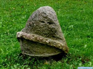 A. Sereičiko akmuo, primenantis žmogų  